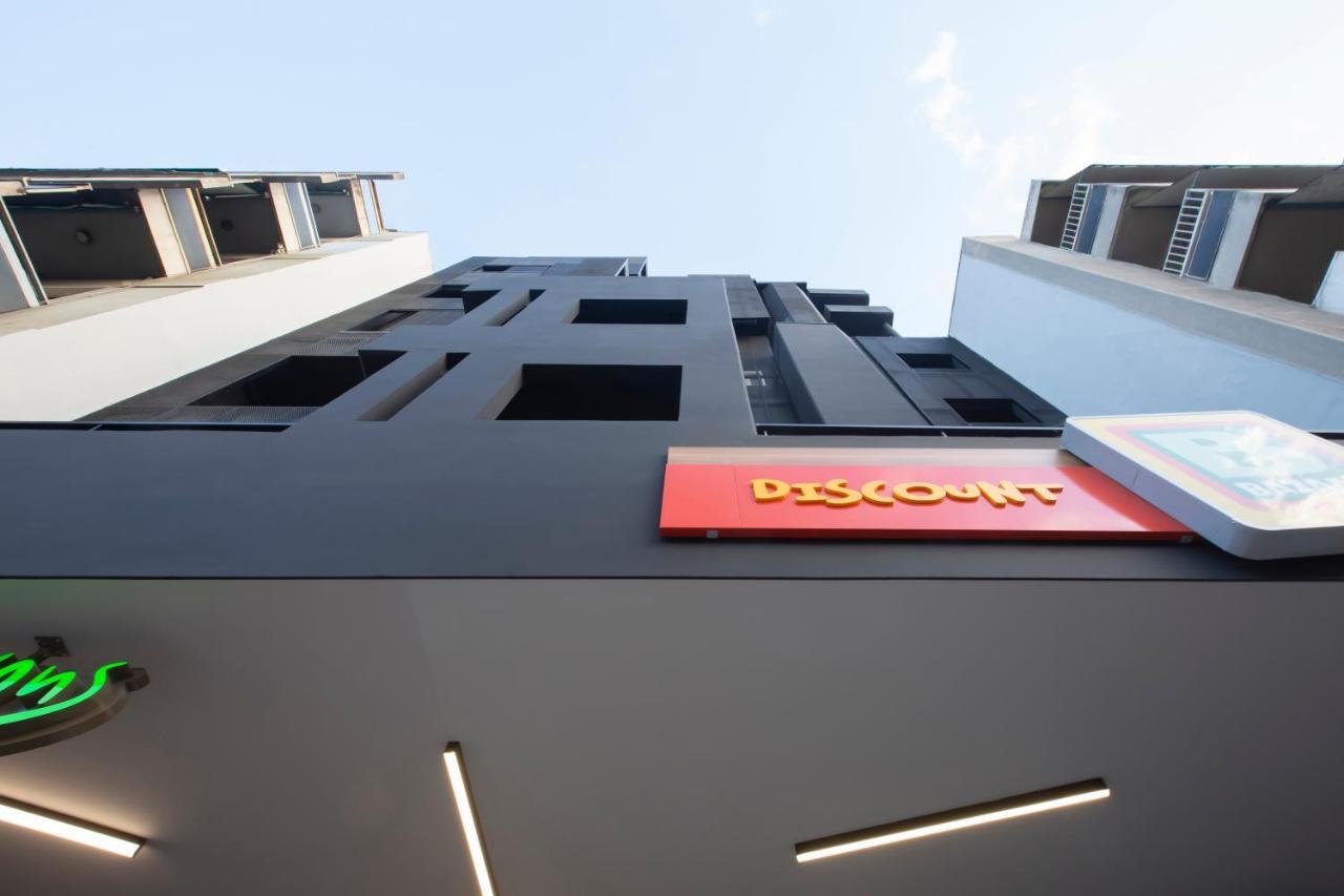 Thisean Modern Suites By Athens Stay Exteriör bild